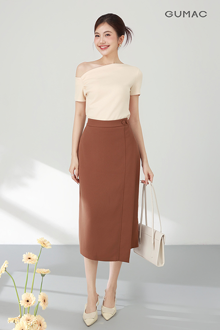 Áo thun kiểu lệch vai