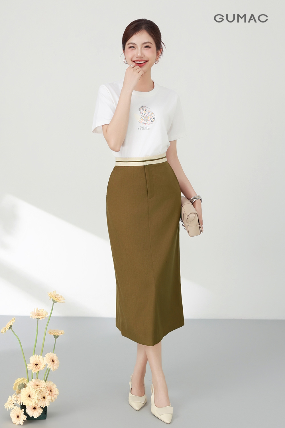 áo phông mặc ở sân bay