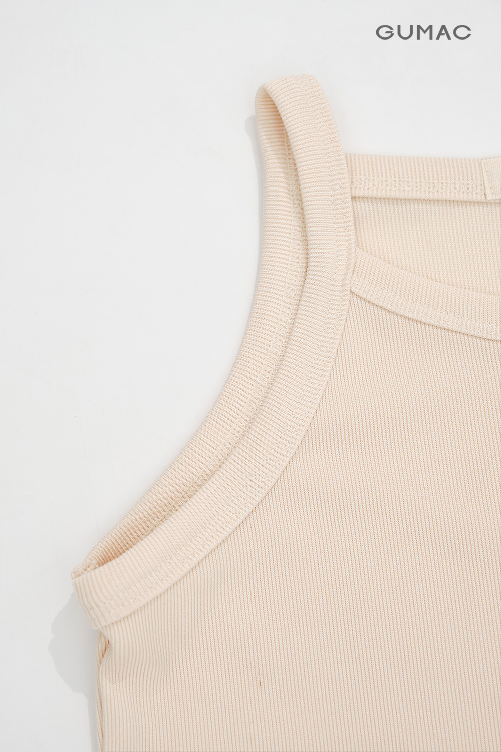 Áo tanktop viền dây cổ