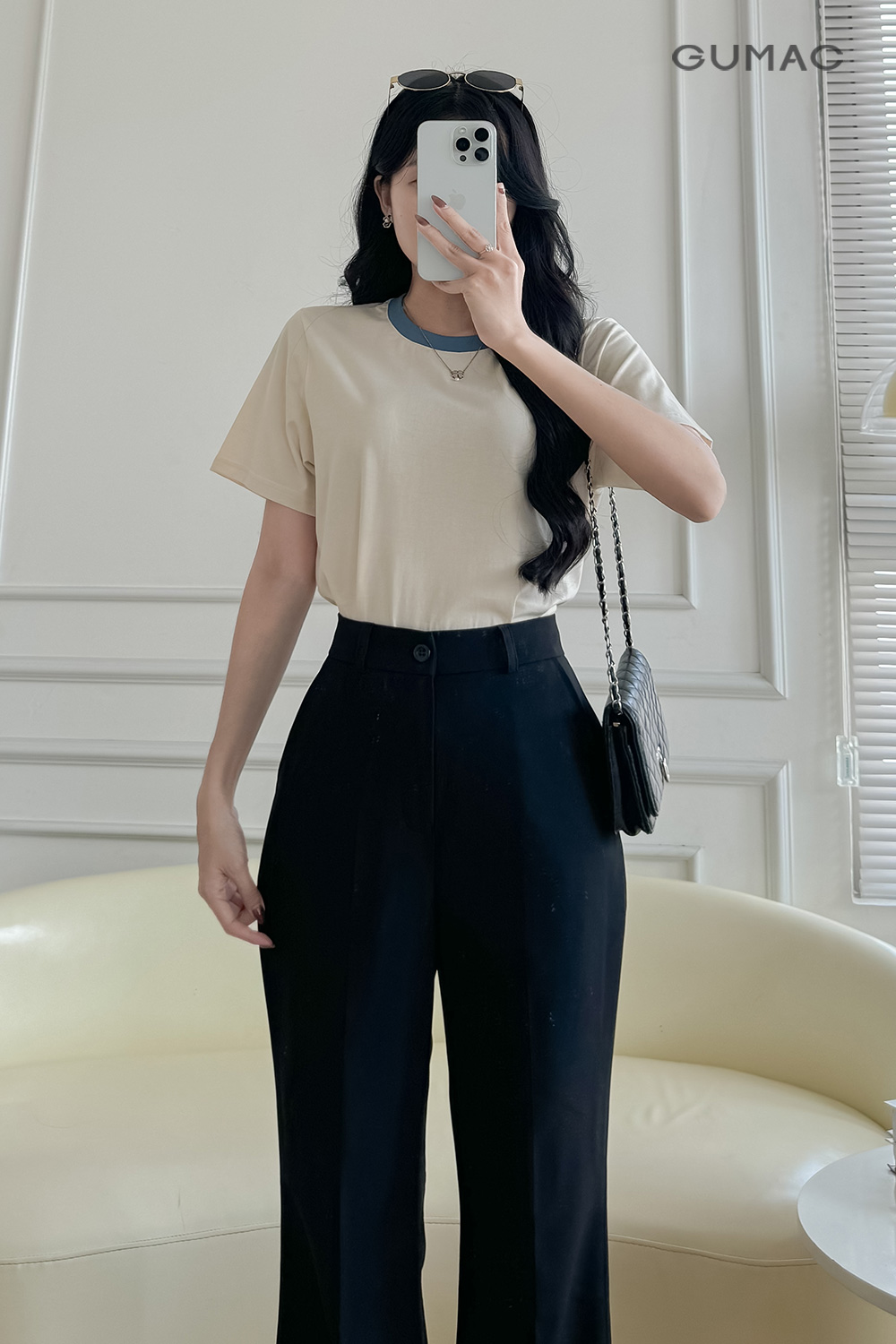 Áo thun phối màu cổ