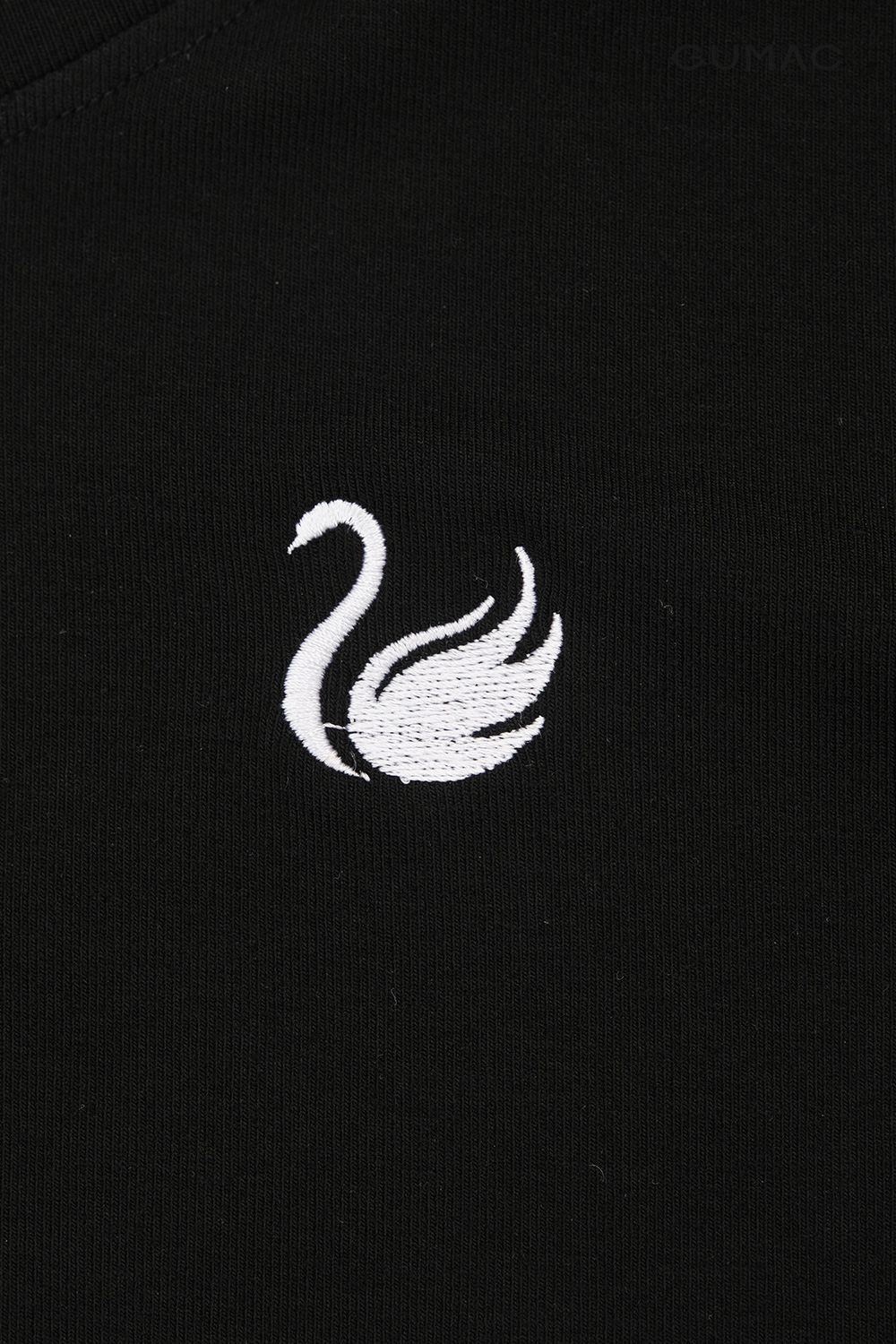 Áo thun kiểu thêu logo