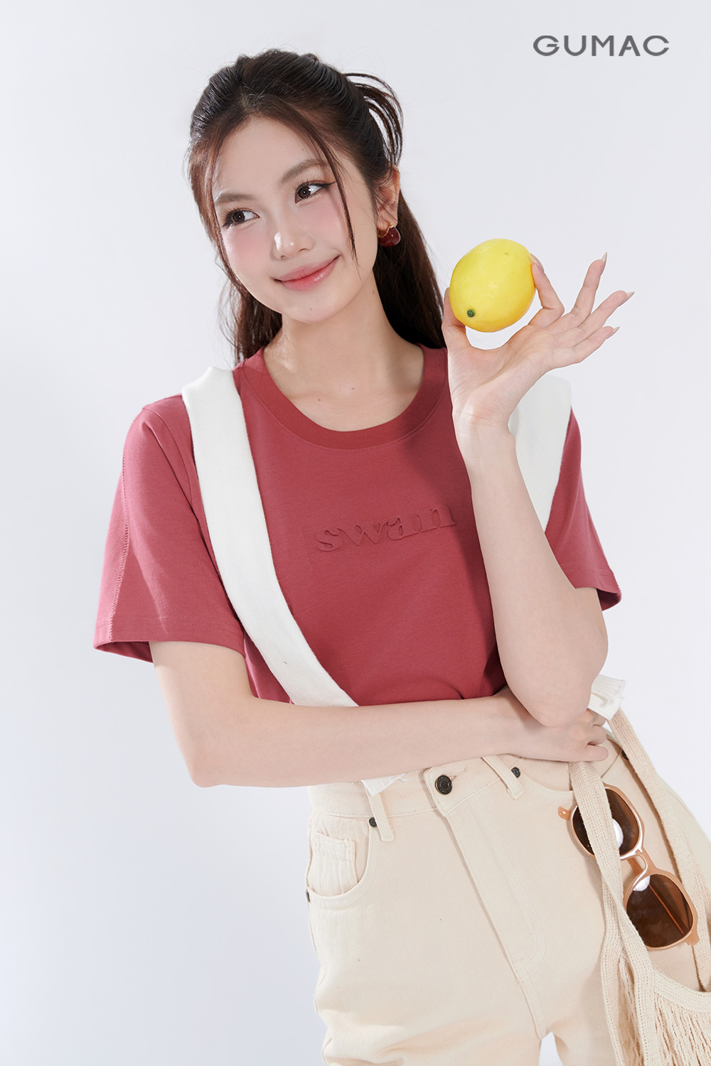 Áo thun in dập phồng