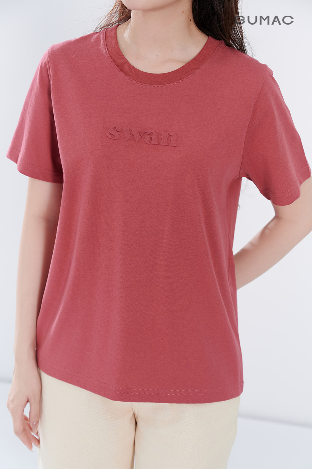 Áo thun in dập phồng