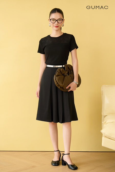 Áo thun kiểu phối ren