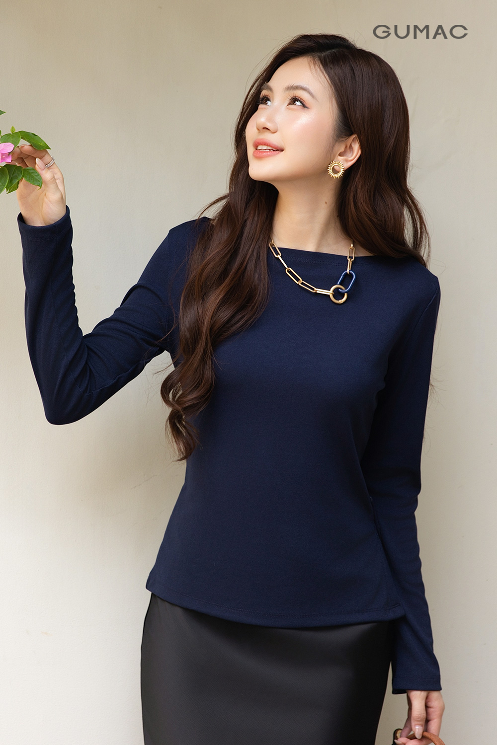 Áo thun kiểu cổ thuyền