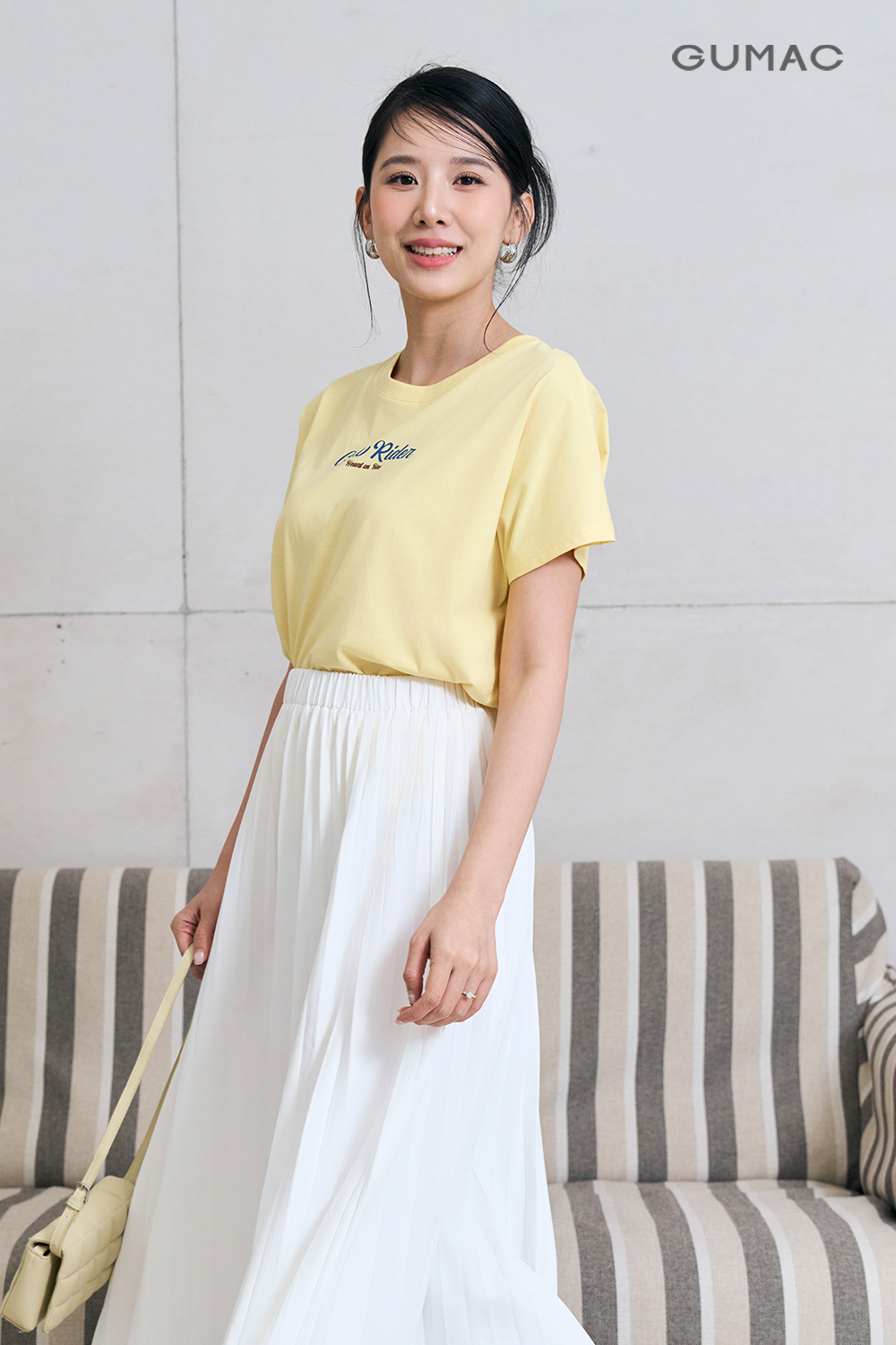 Áo cánh dơi in art