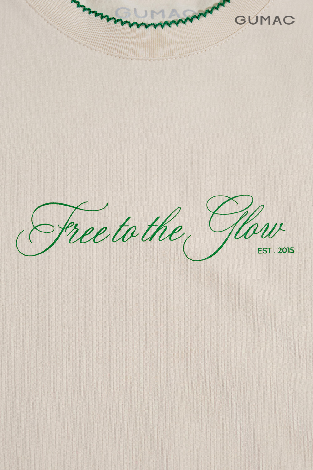 Áo thun viền cổ art