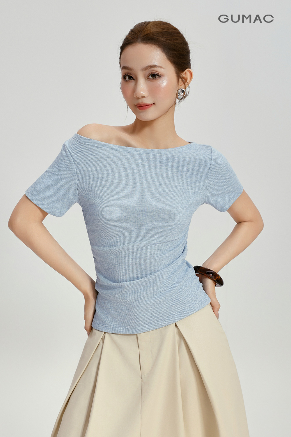 Áo thun kiểu nhún eo