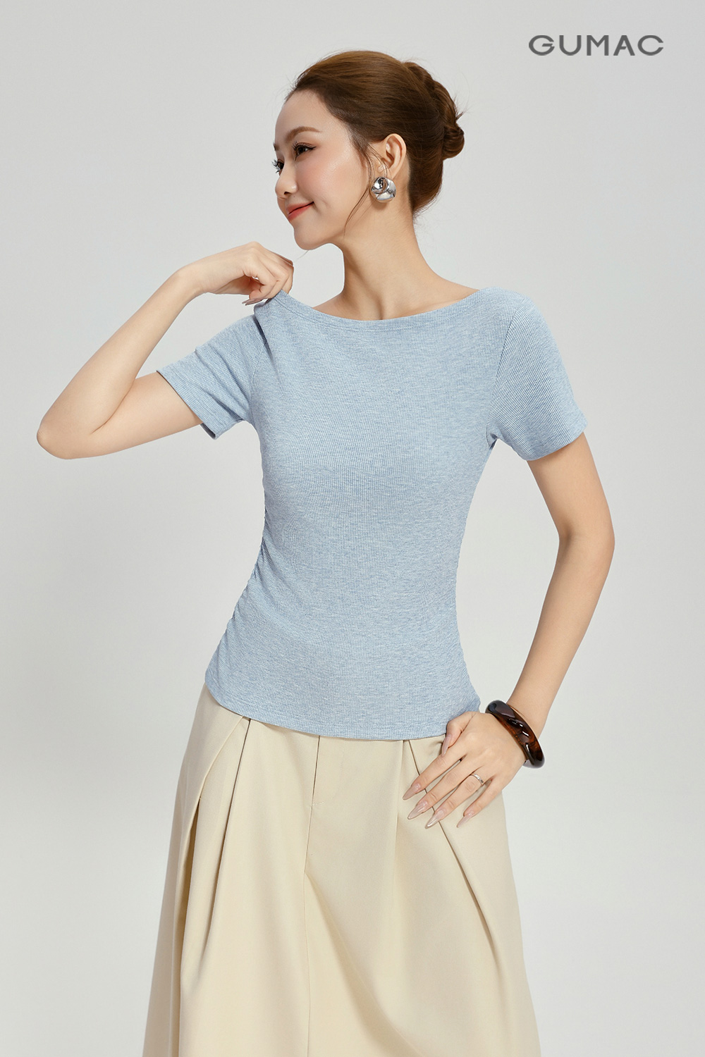 Áo thun kiểu nhún eo