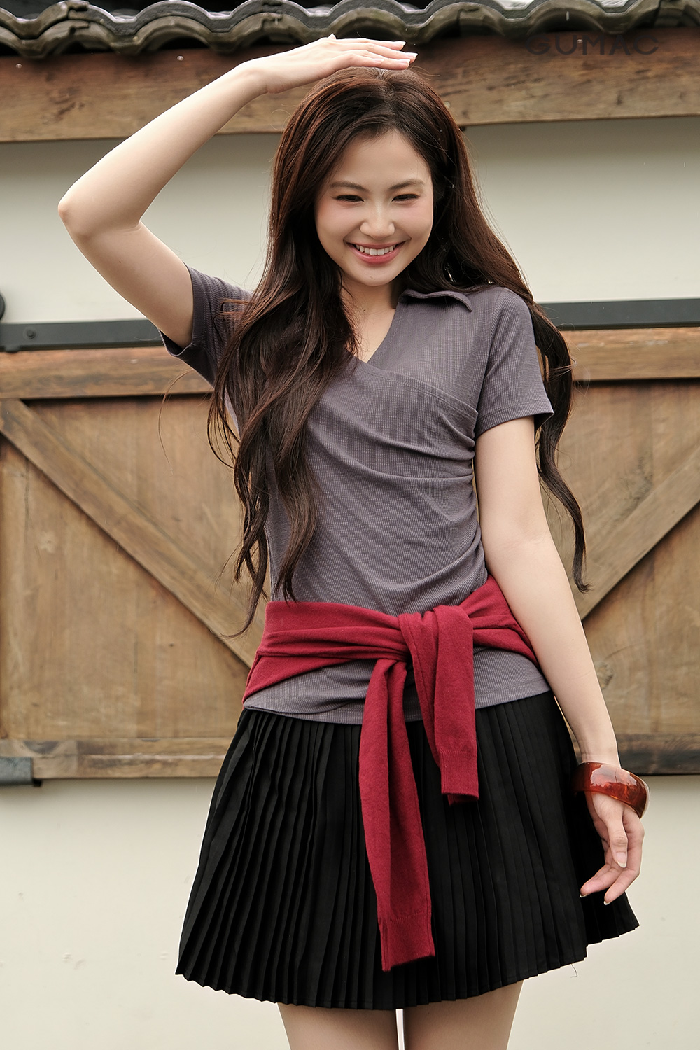 AT Ôm-ngắn