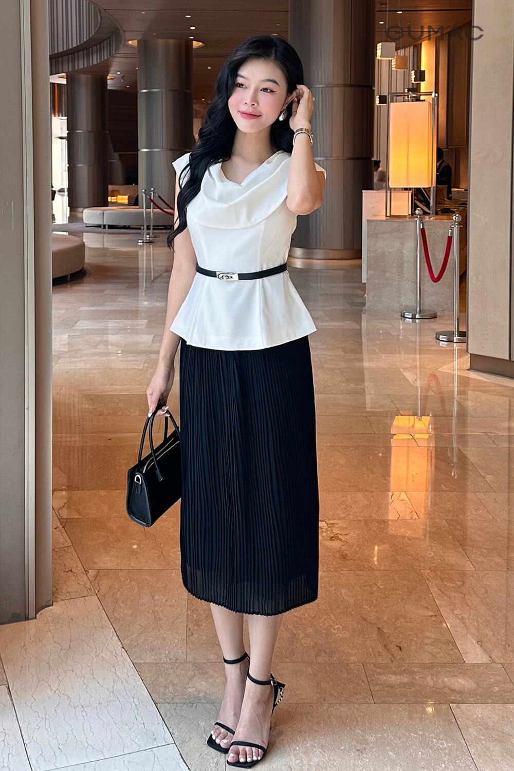 Kiểu váy rời dập ly nhỏ dài