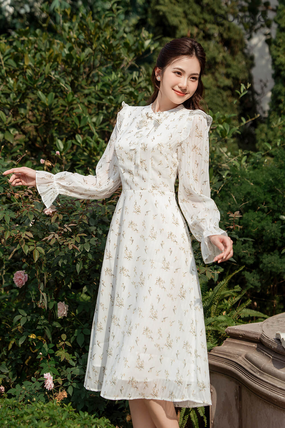 outfit dip 8/3 cho nu cung dam hoa