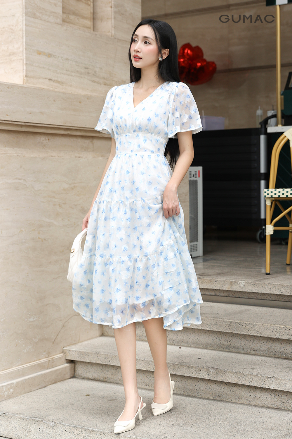 di nhat thang 4 mac gi