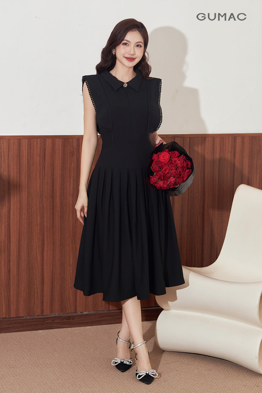 vay dam den huyen bi dien hop cung nail nau dep