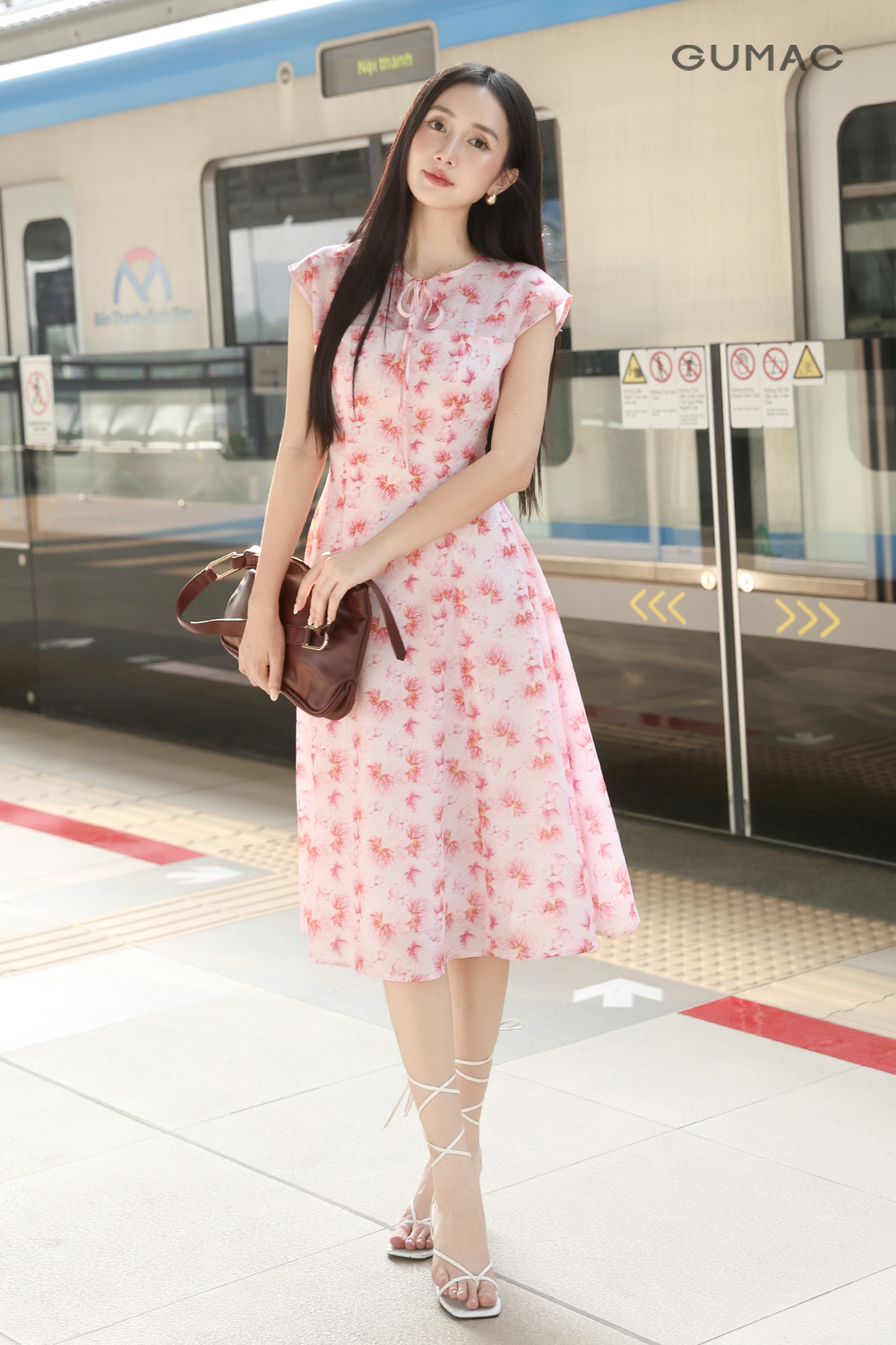 váy mặc đi dự đám cưới