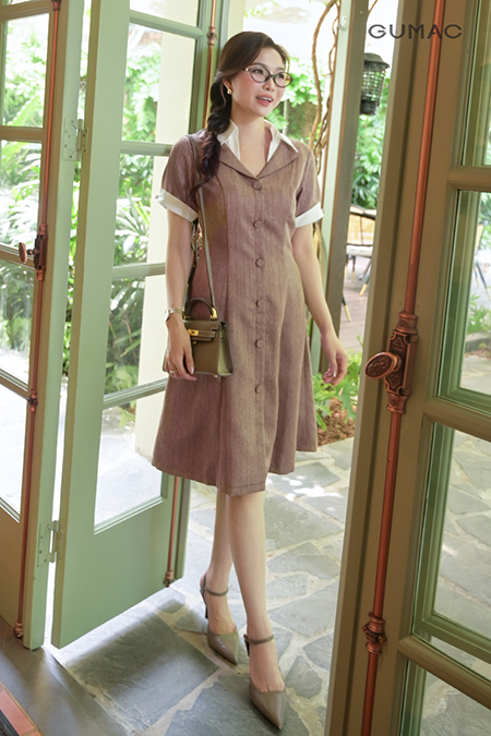 Đầm A phối cổ