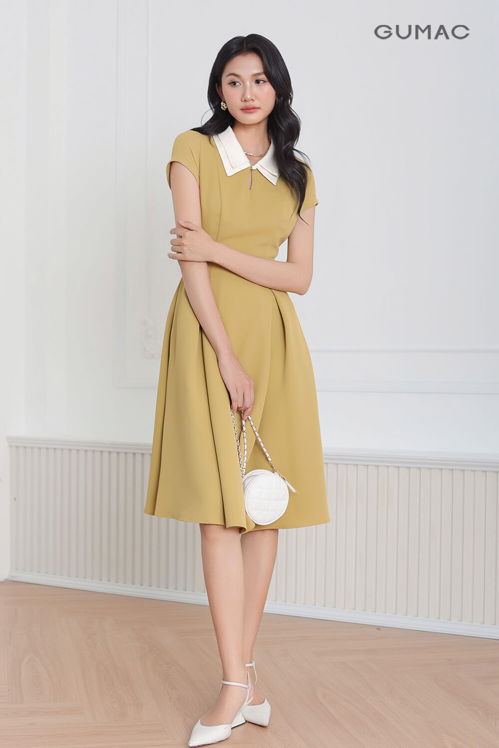 Đầm A lá cổ đôi
