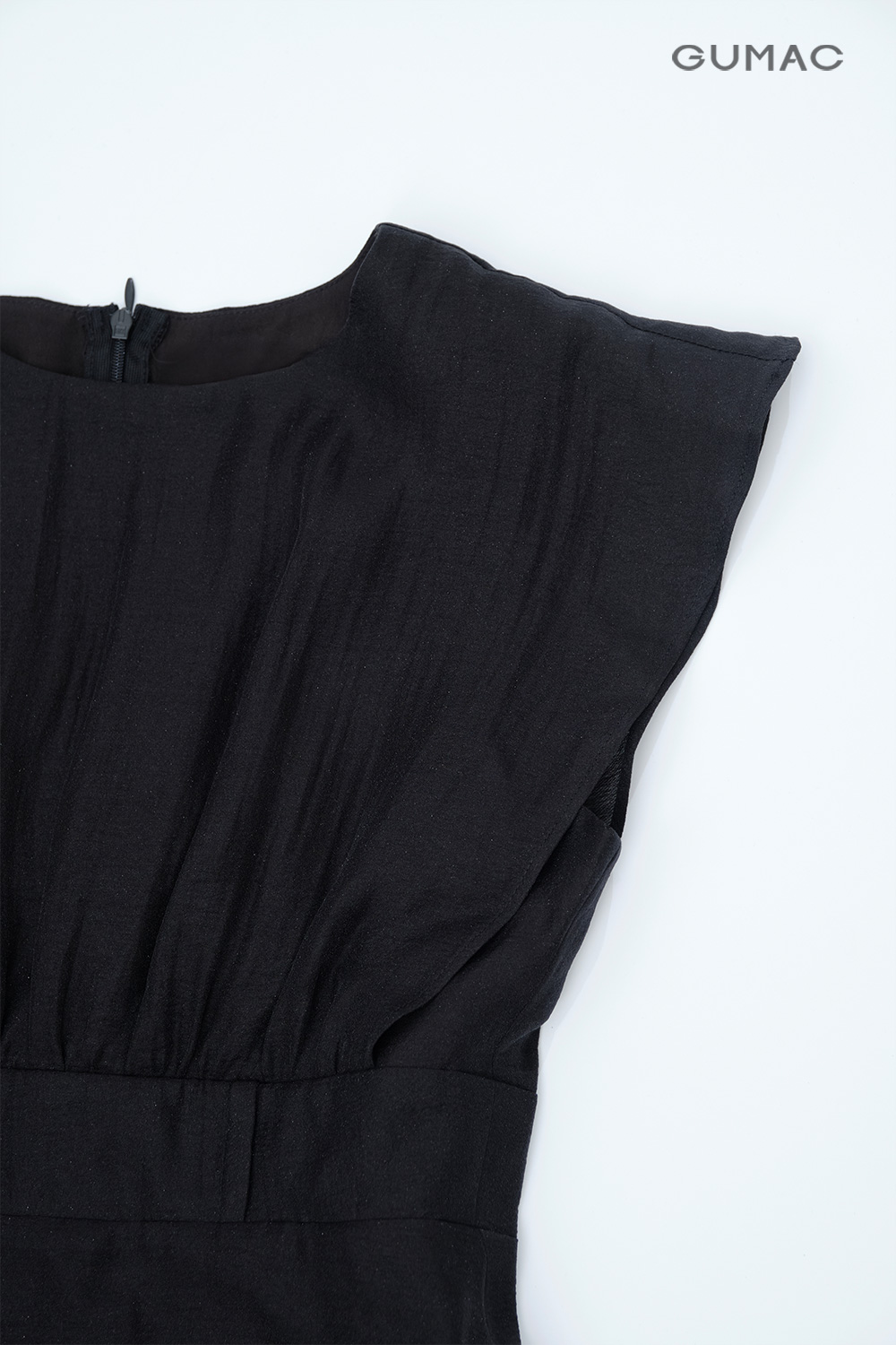 Đầm xòe tay liền