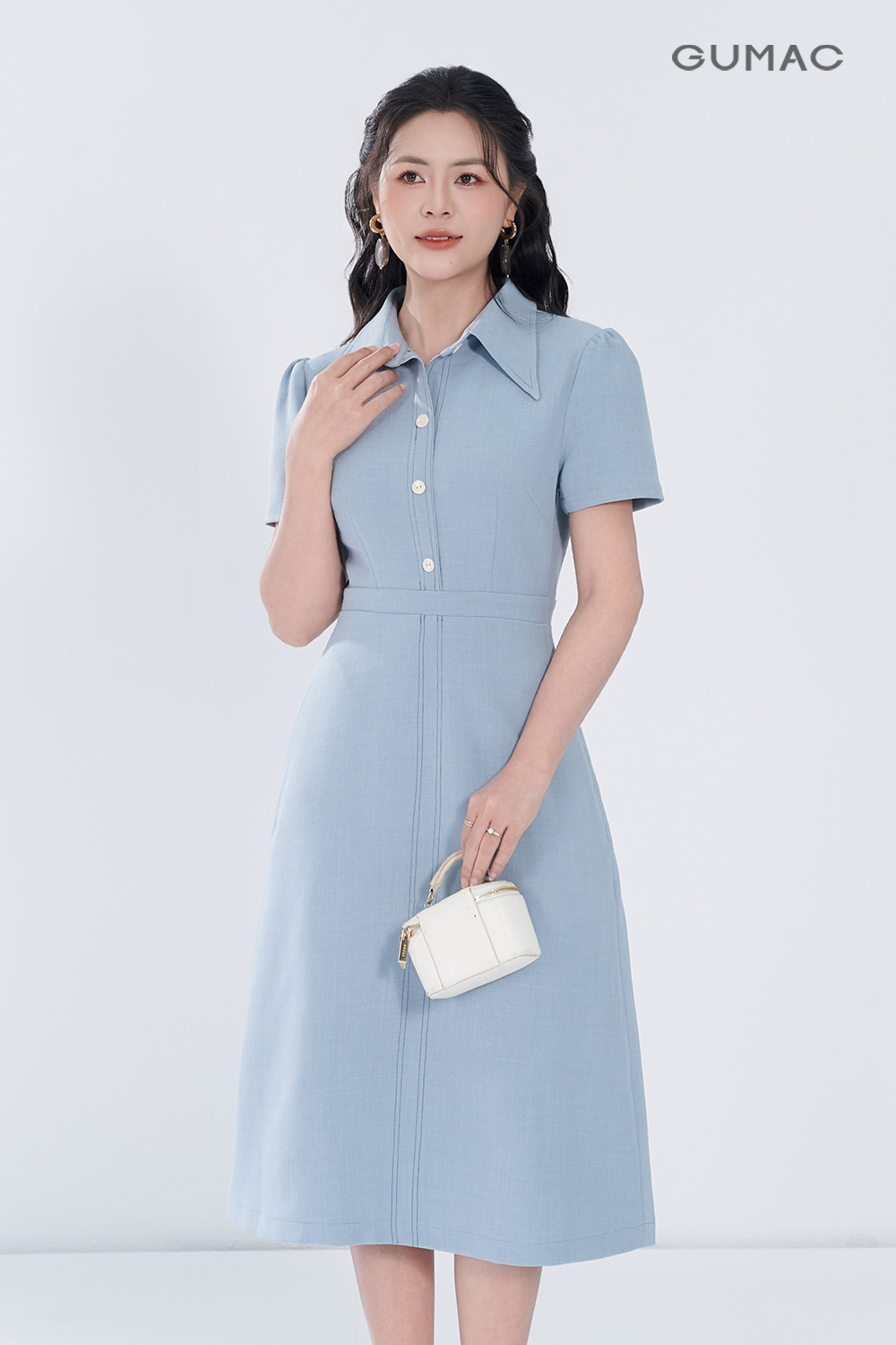 Đầm A phối chỉ nổi