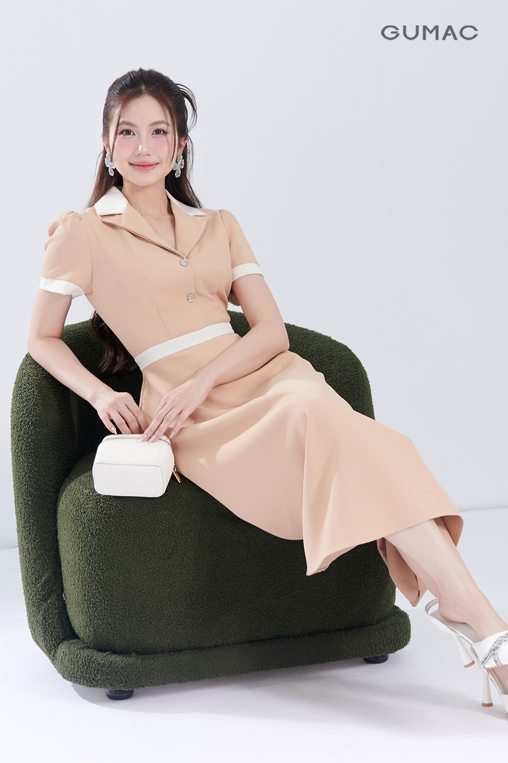 thoi trang hop mau cho nu cung kim nguu