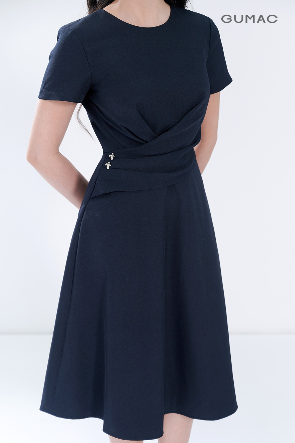 Đầm A xếp ly eo