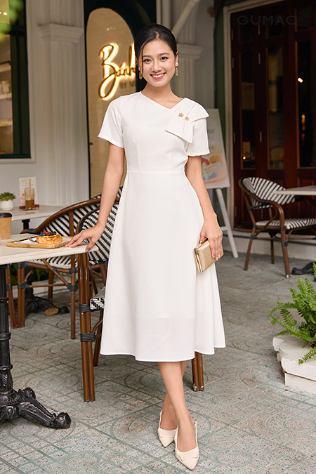 Đầm A đính nơ kiểu