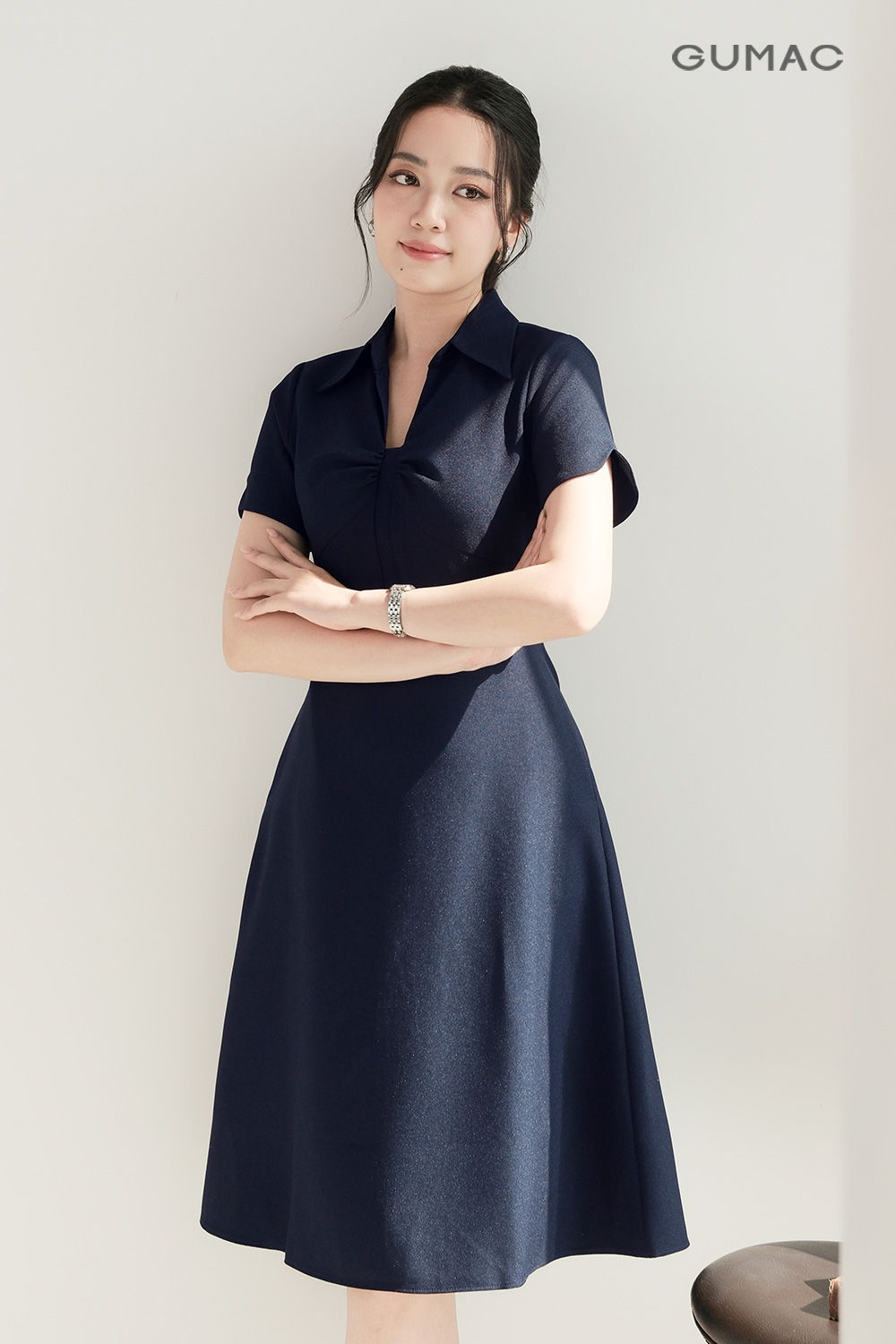 Đầm kiểu nhún ngực