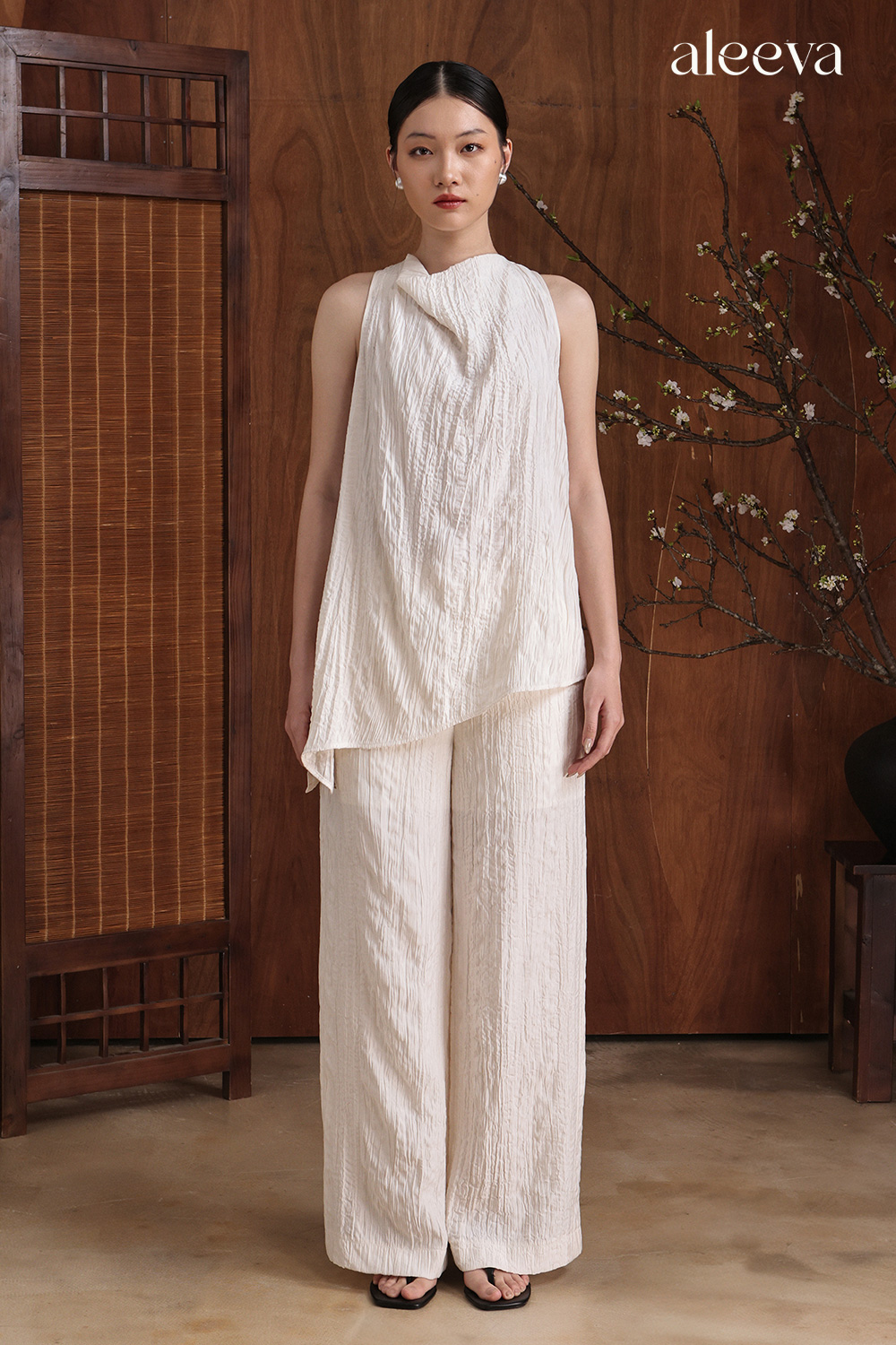 Textured Sleeveless Blouse