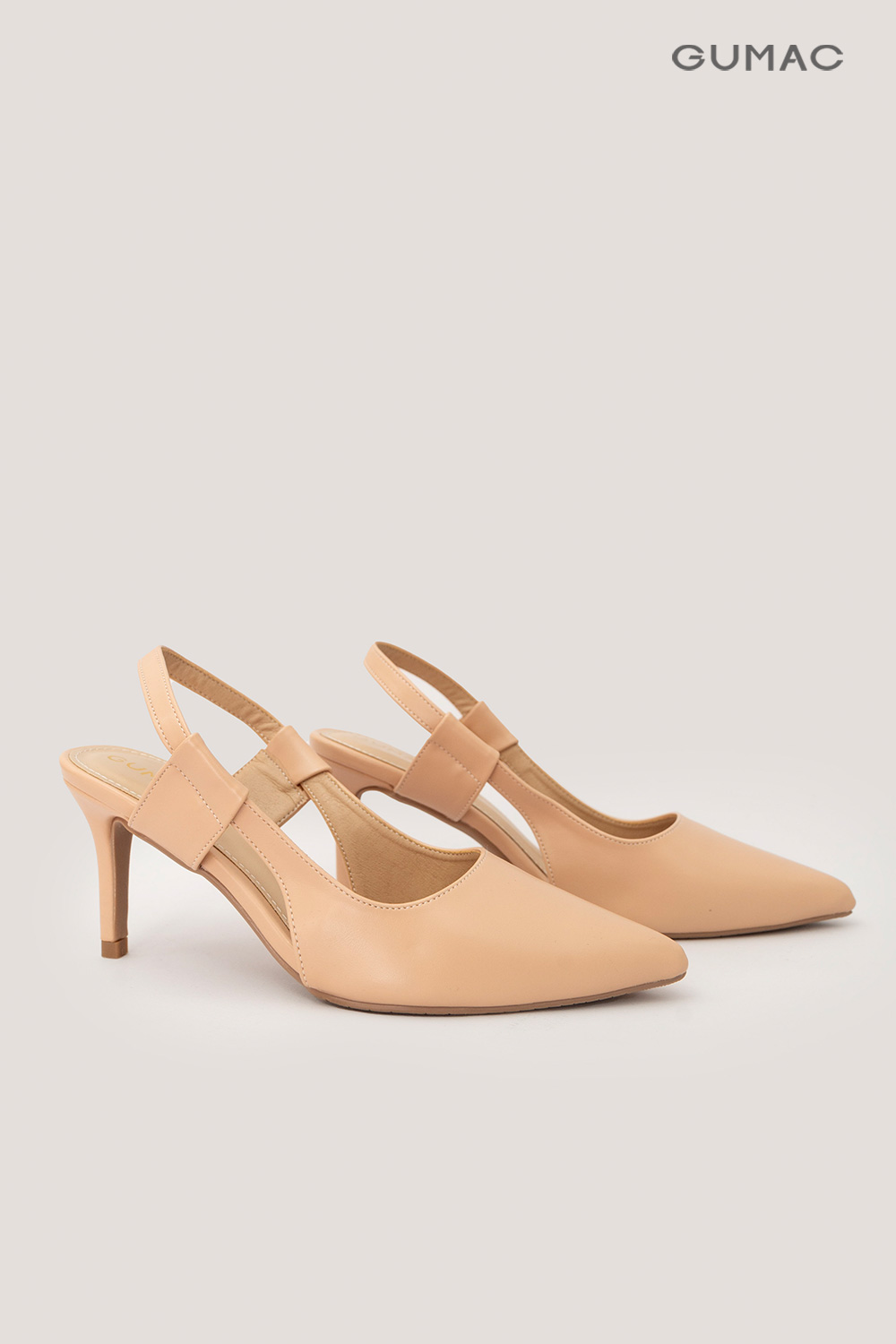 giay mau nau hop voi nu mang kim