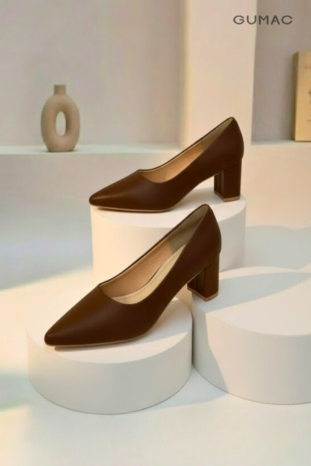 Giày cao gót cơ bản