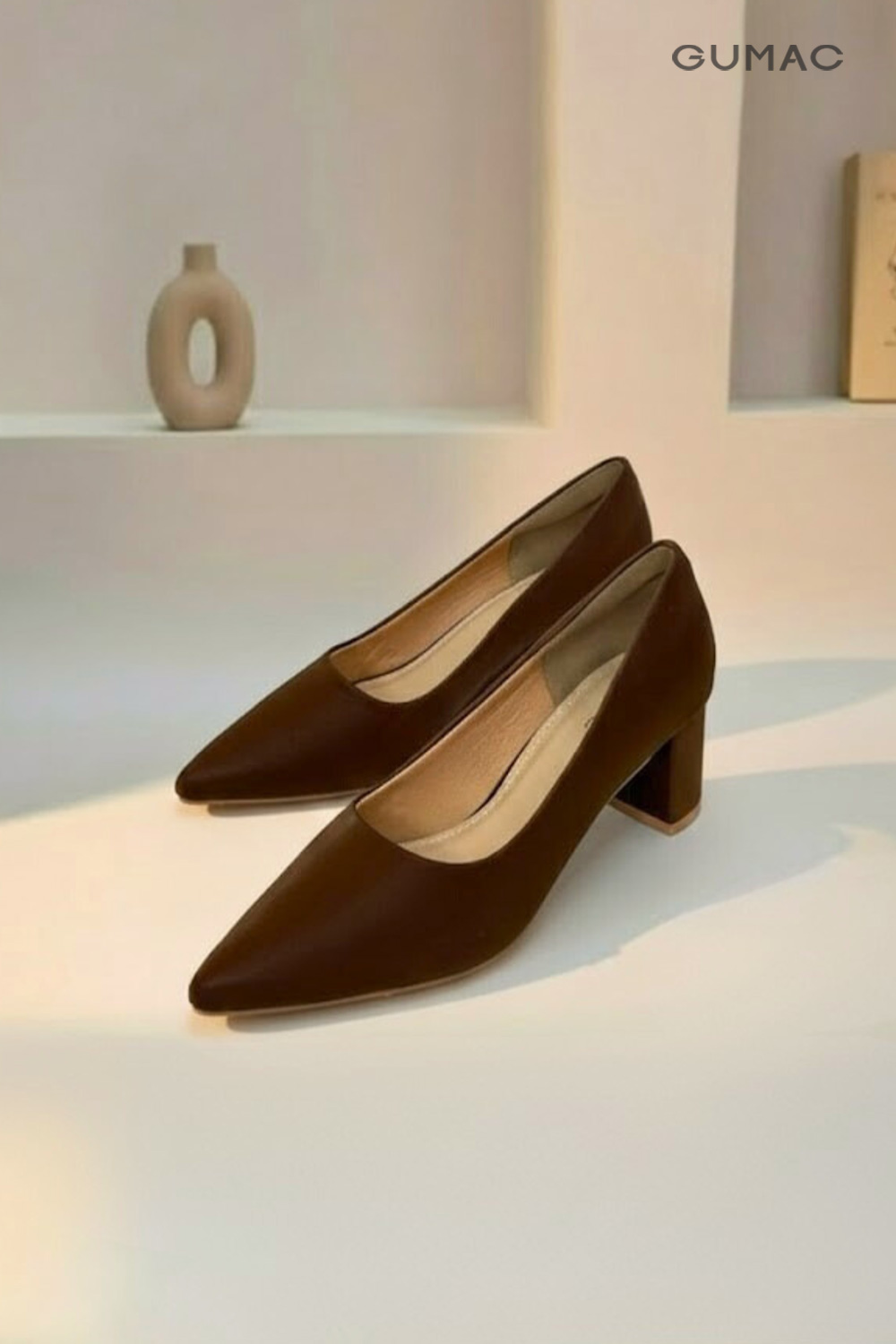 Giày cao gót cơ bản