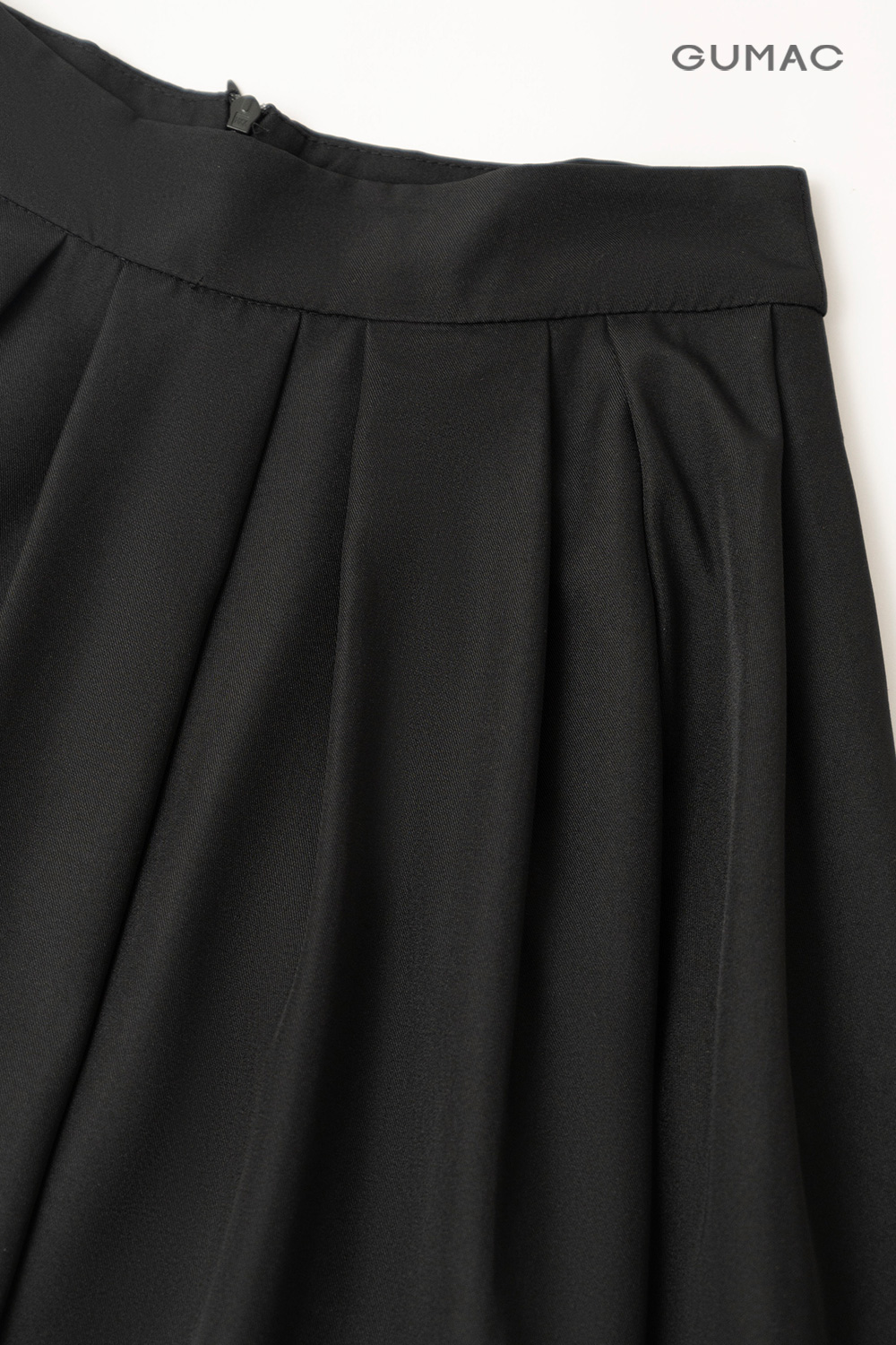 Chân váy xếp ly 3 tầng màu đen – Authentic Store