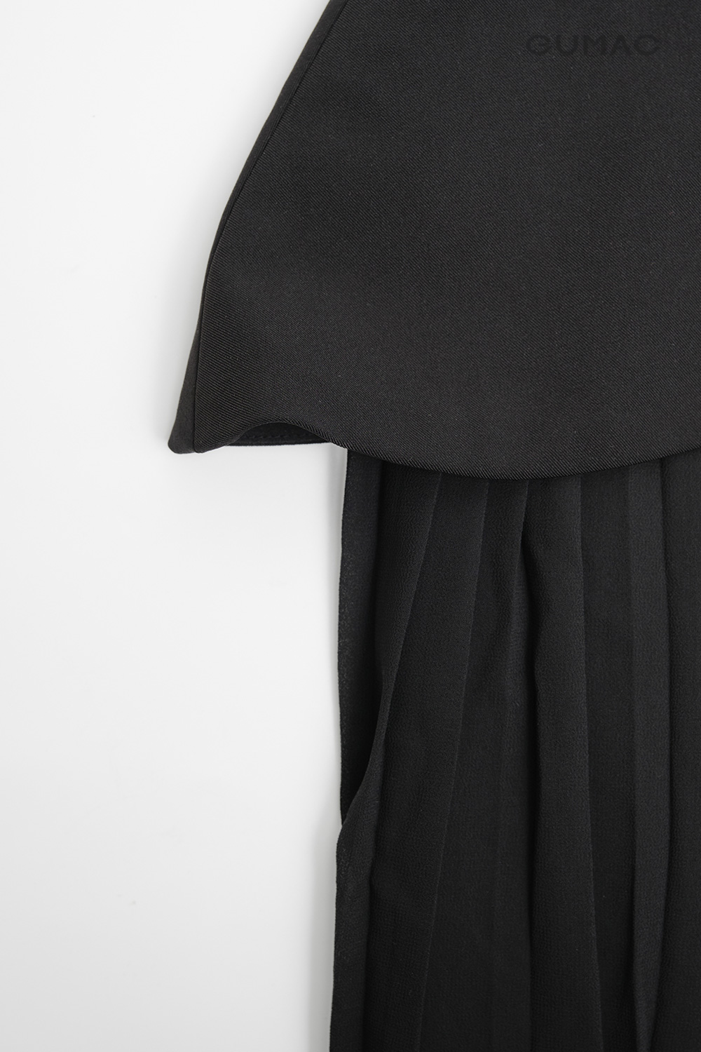 Đầm peplum dập ly
