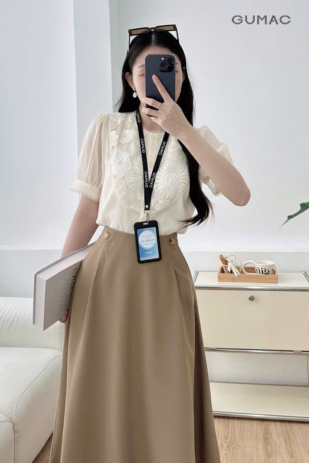 ao cong so trang nga