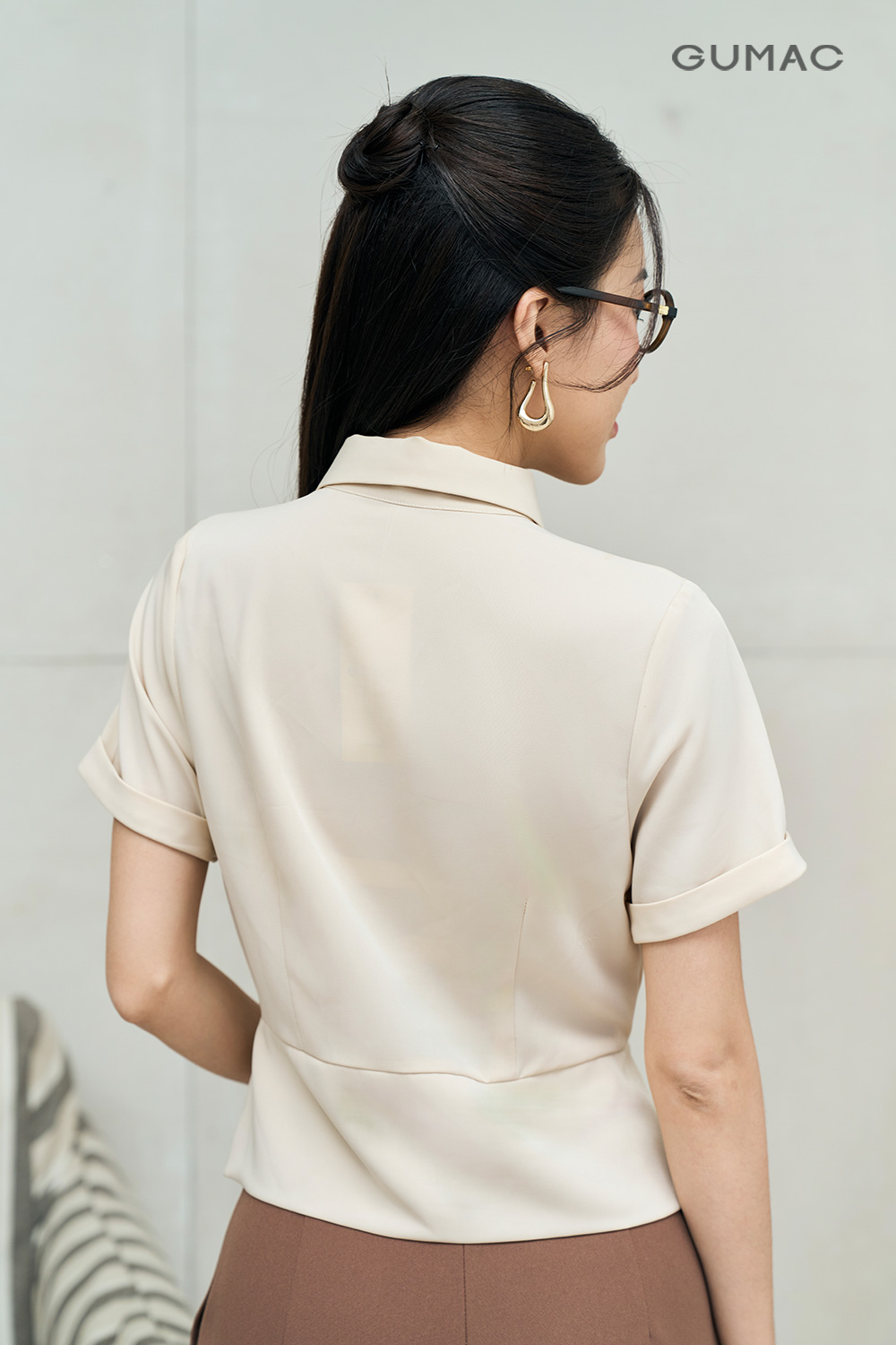Áo sơ mi dáng lửng
