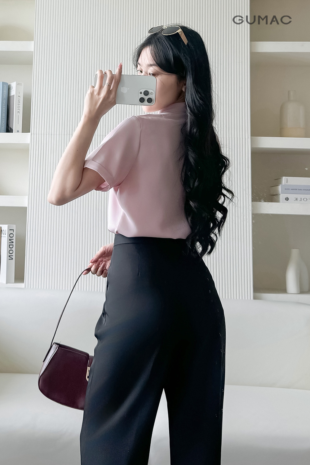 Áo kiểu có nắp túi