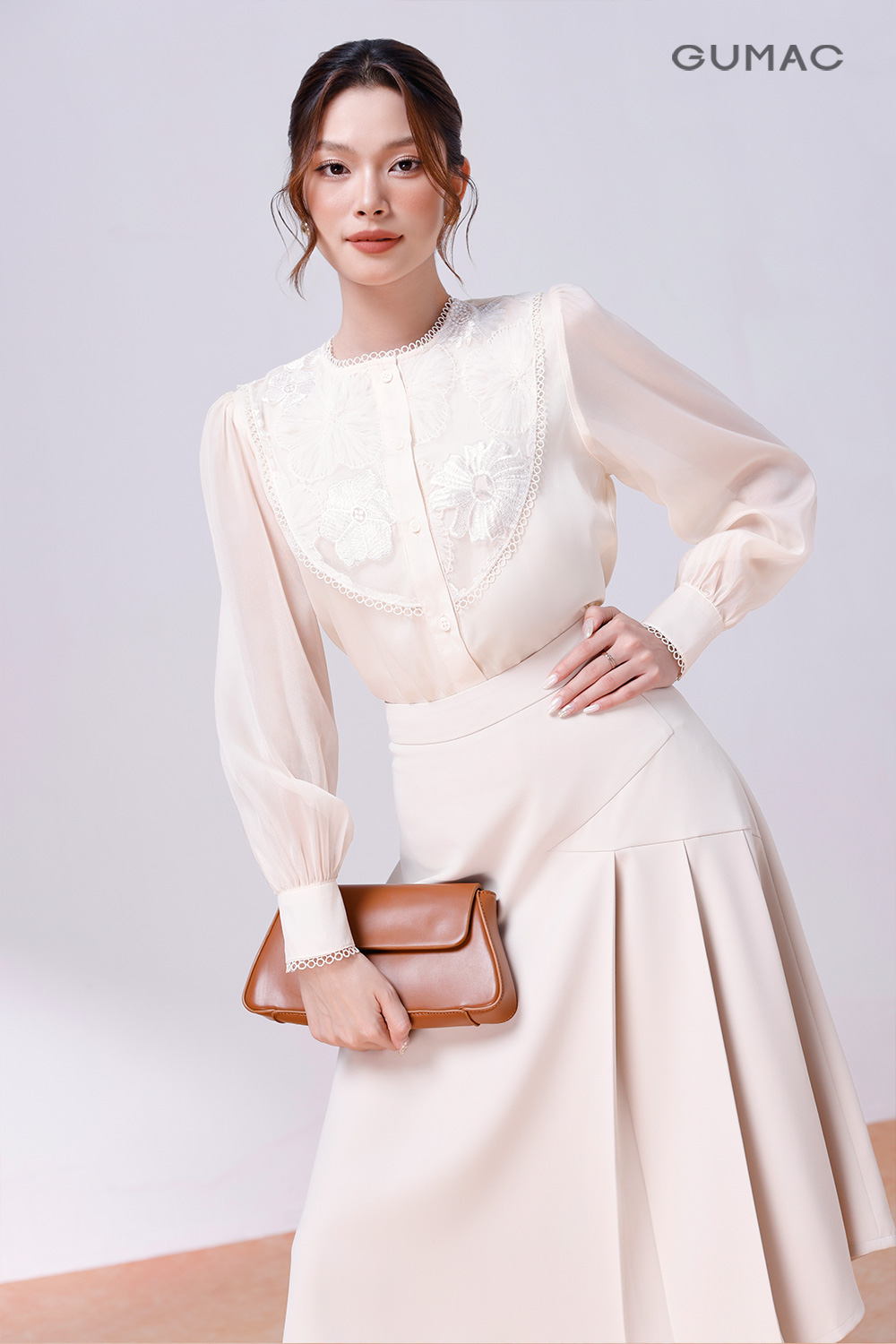 Áo kiểu phối ren