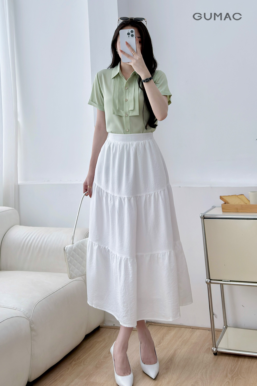 chan vay trang phoi ao so mi nu xep ly nguc mau pastel