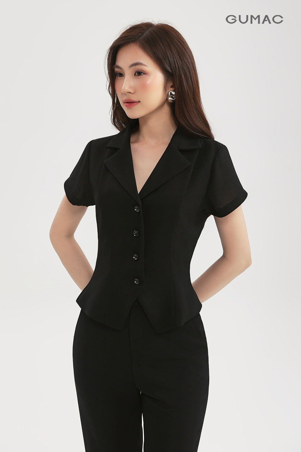 Áo kiểu cổ danton