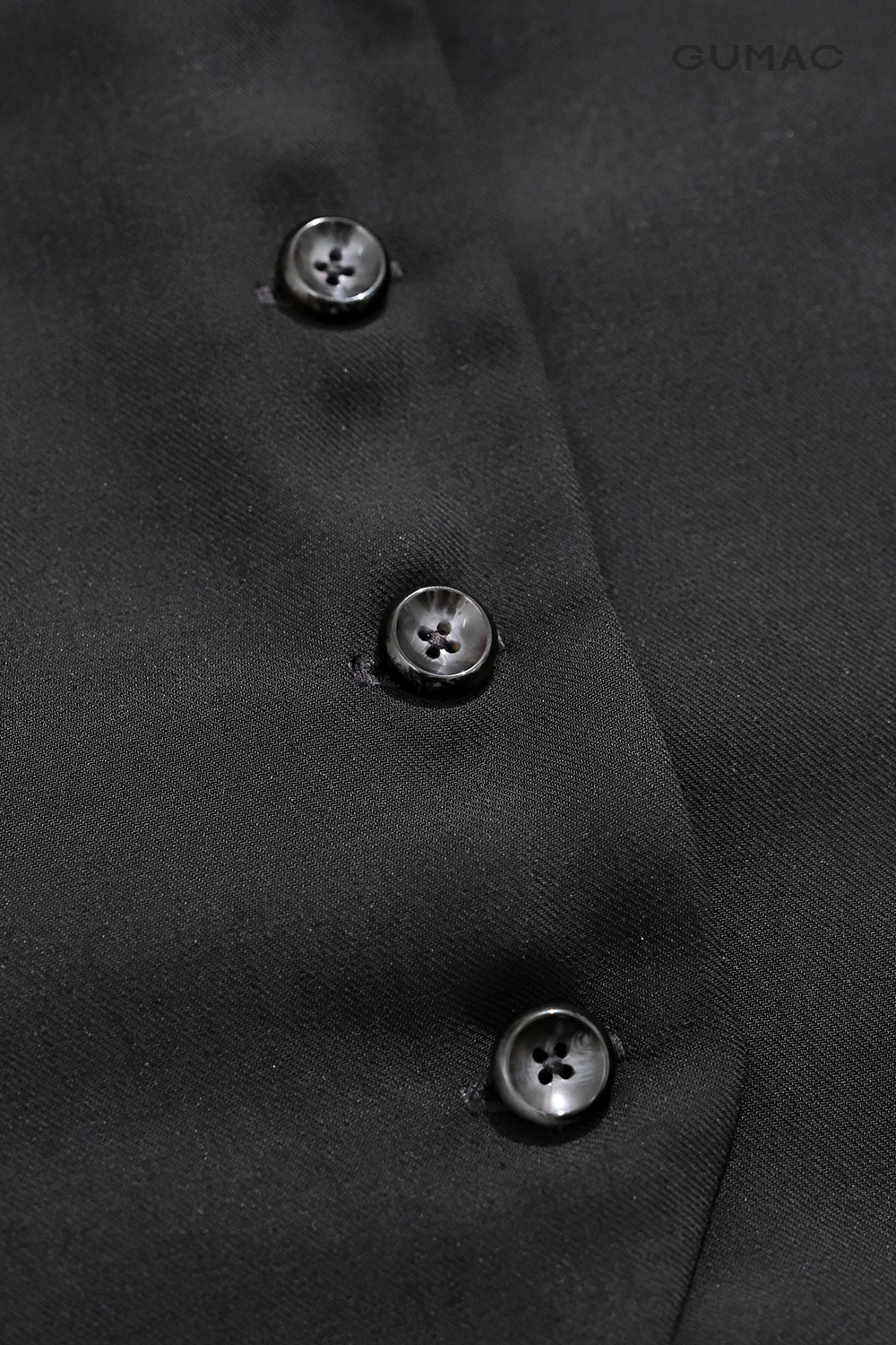 Áo kiểu cổ danton