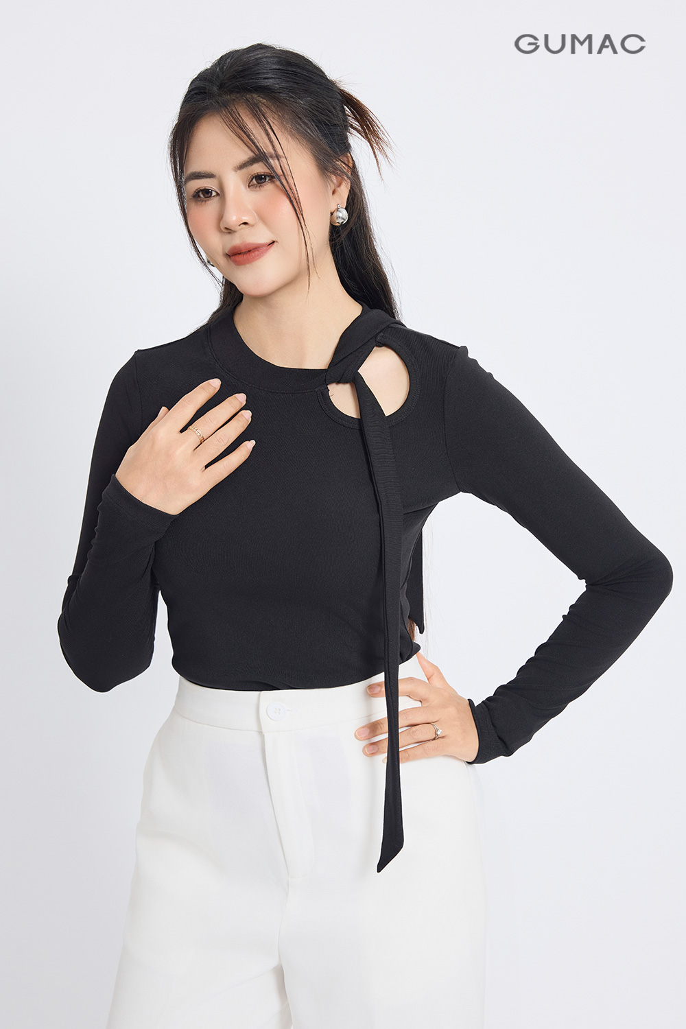 ao thun nu tay dai kieu khoet no