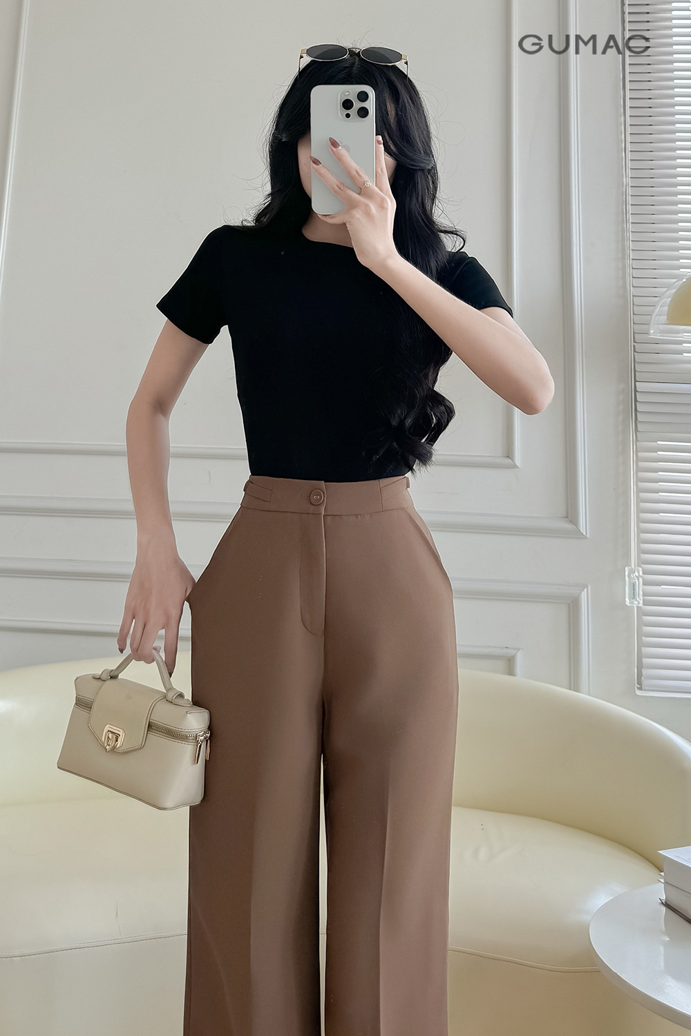 Áo thun ôm cơ bản