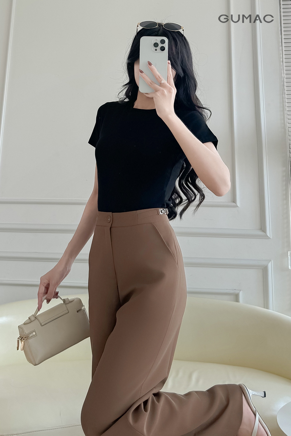 Áo thun ôm cơ bản