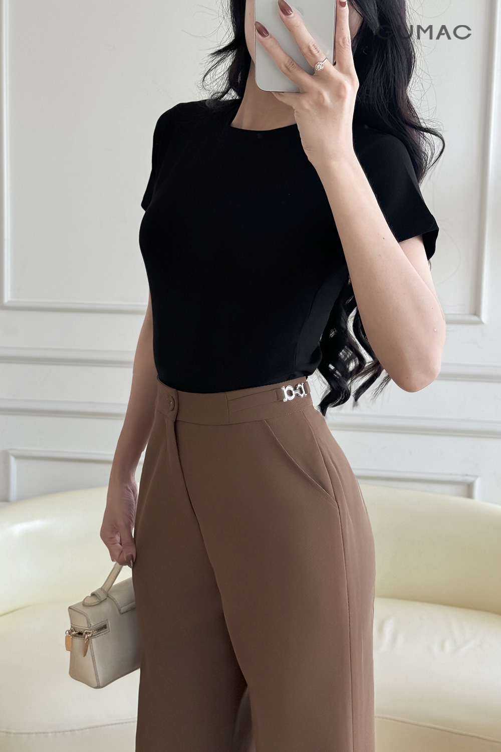 Áo thun ôm cơ bản