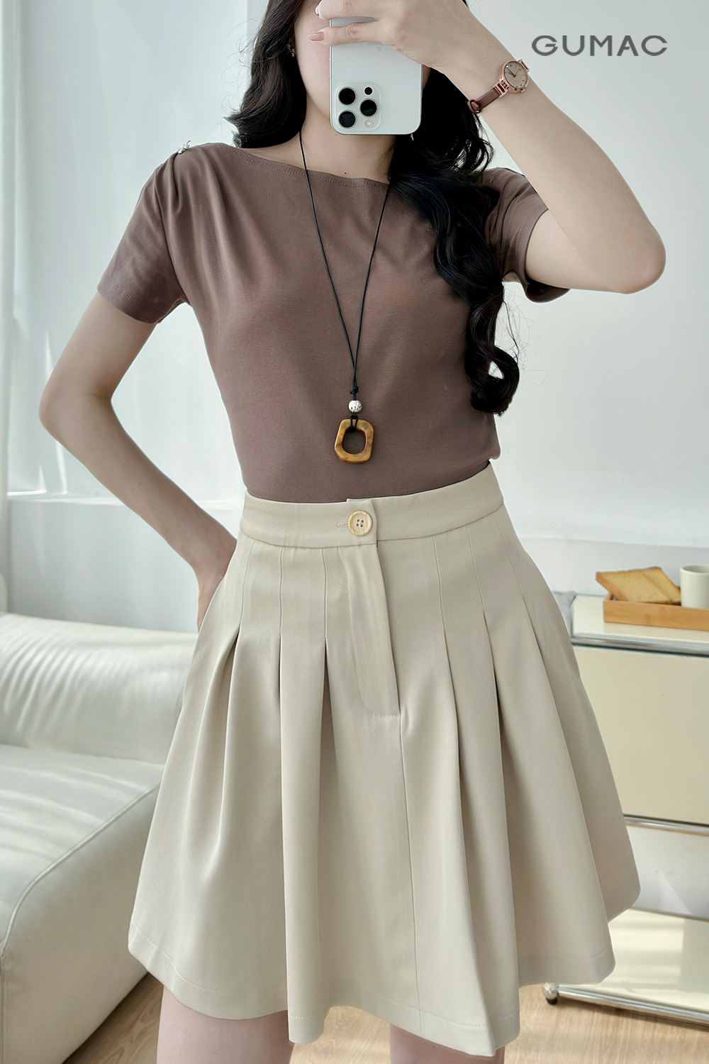 Áo thun xếp ly vai