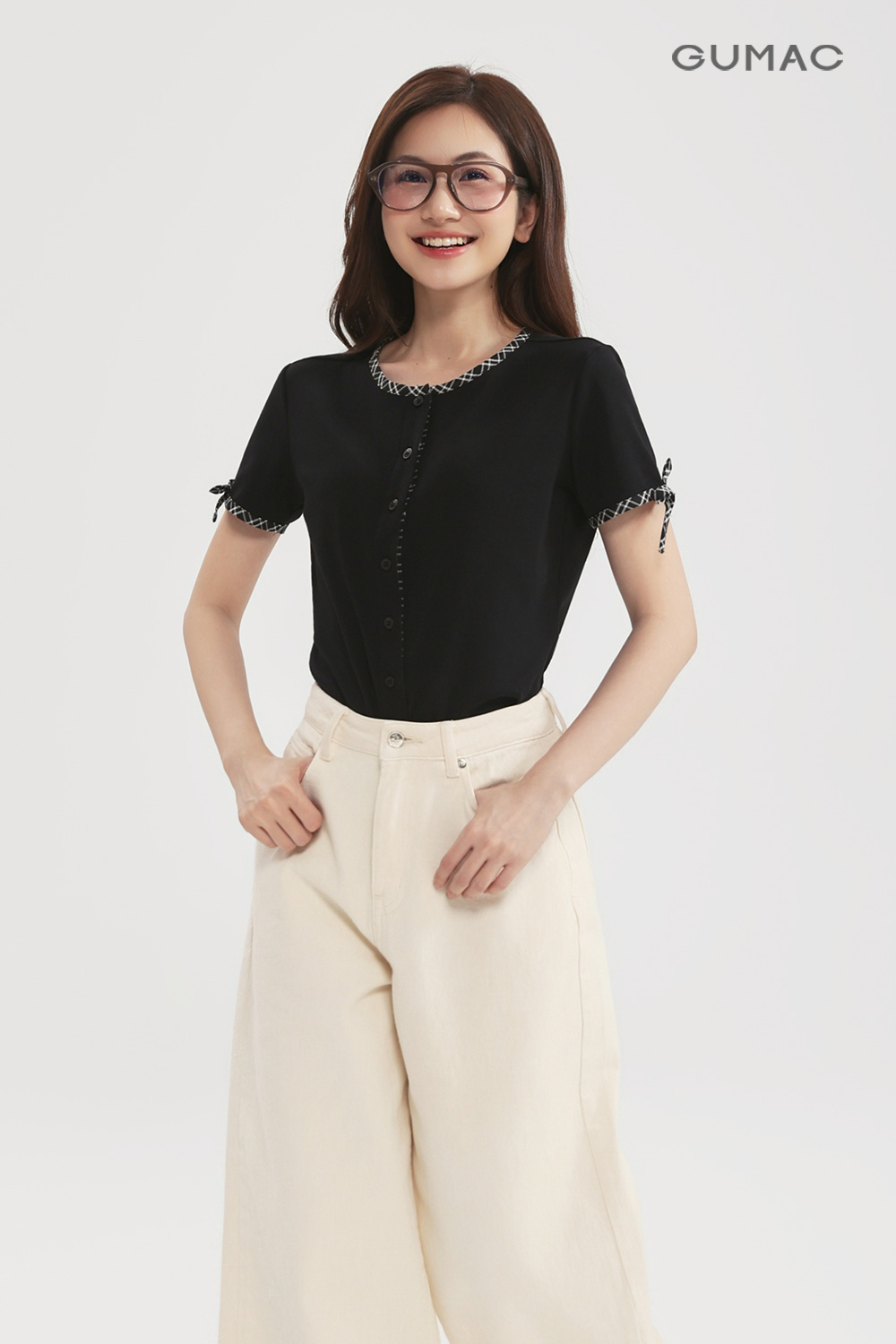 Áo thun phối viền sọc