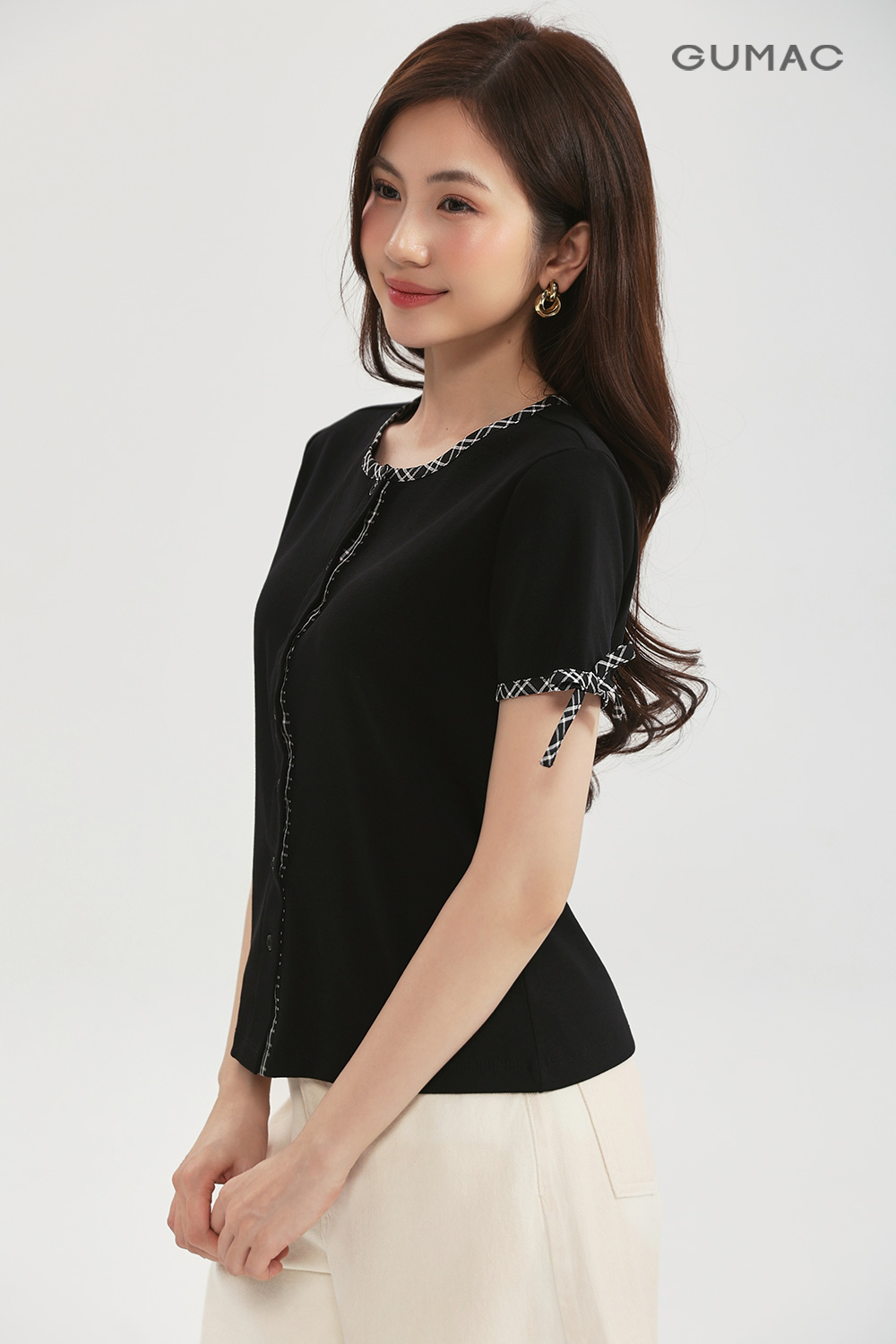 Áo thun phối viền sọc