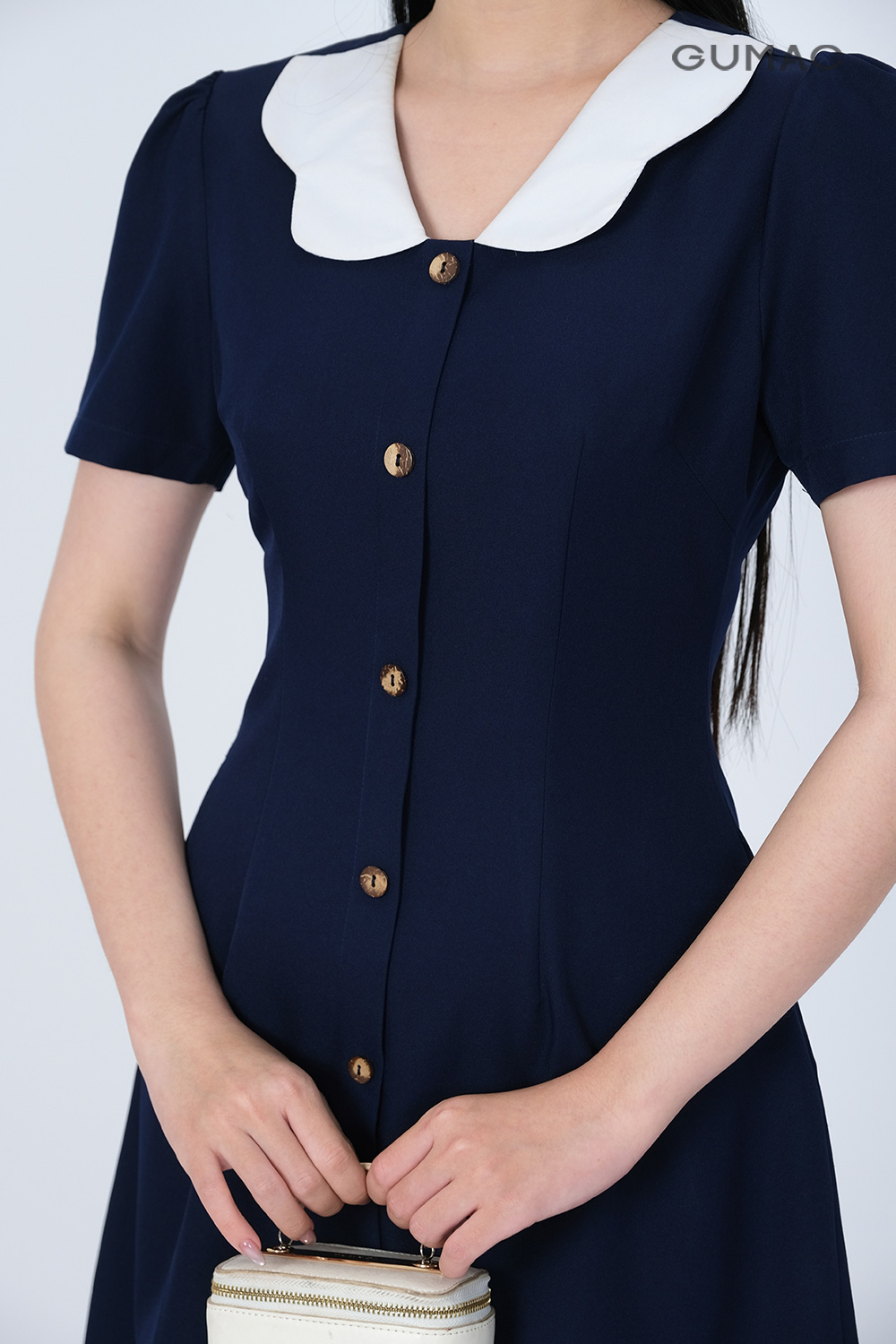 Đầm A bâu phối