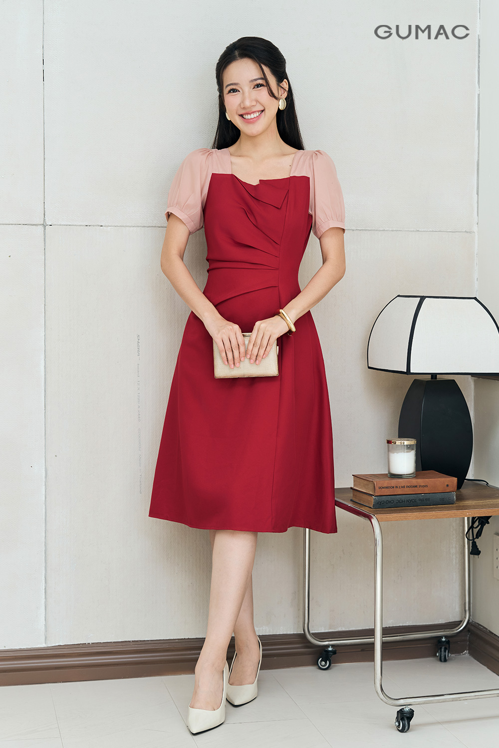 vay dam cong so mau do