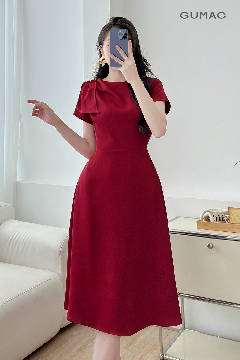 Dang dam A xoe xep ly cong so